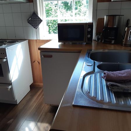 Eidsdal Camping Og Feriehus Екстериор снимка
