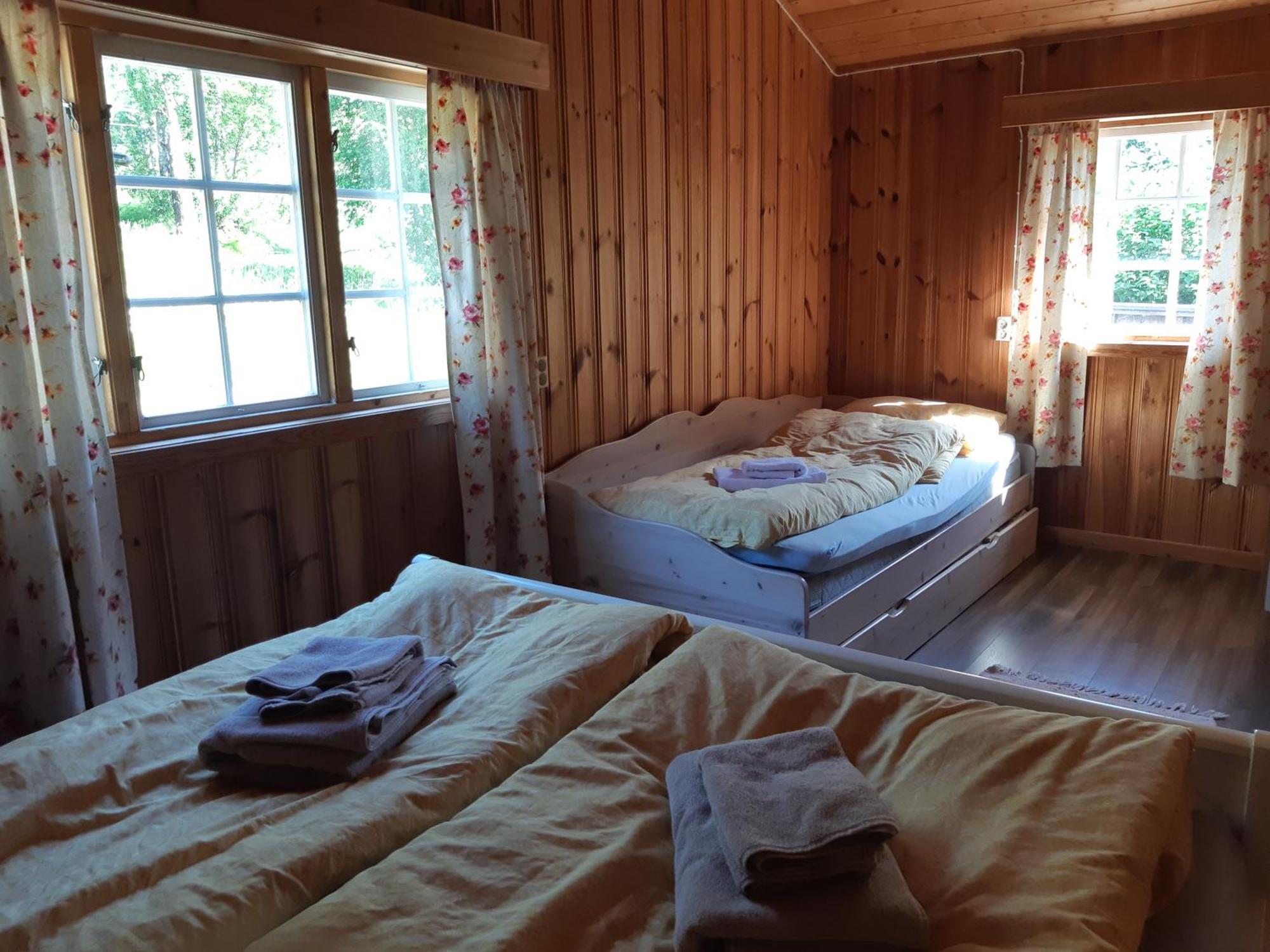 Eidsdal Camping Og Feriehus Екстериор снимка