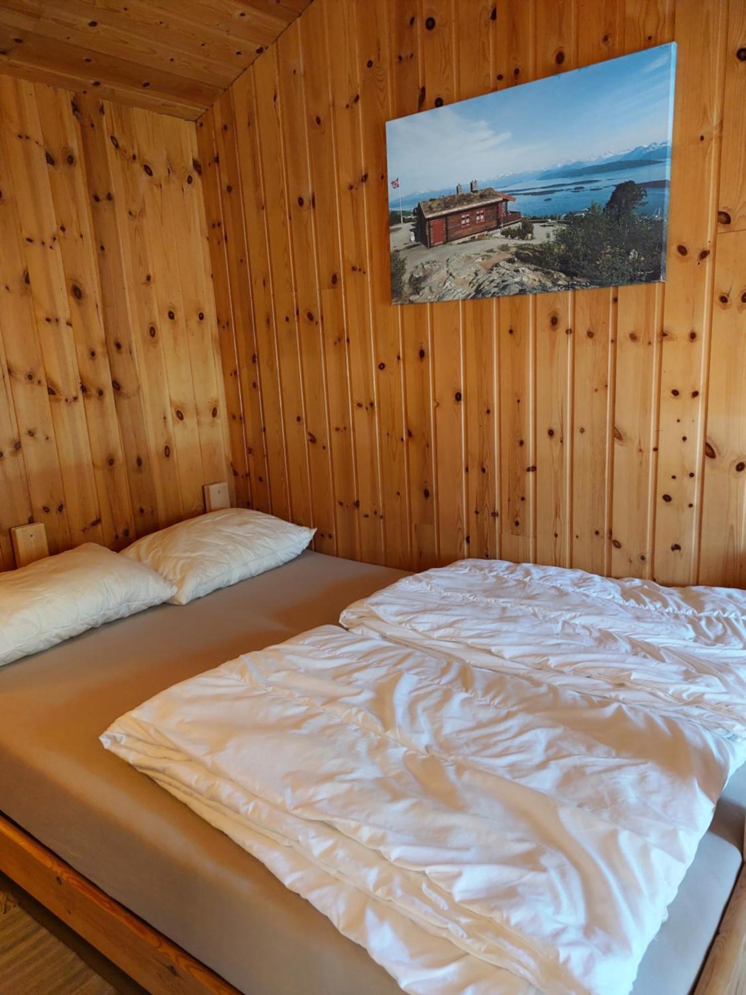 Eidsdal Camping Og Feriehus Екстериор снимка
